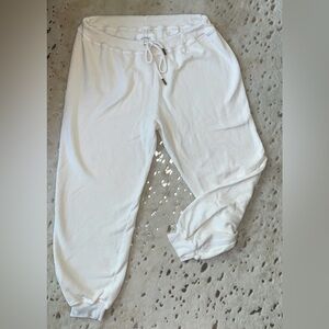 THE GREAT. Washed White Cropped Sweatpants L